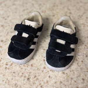 Baby Adidas Gazelle Sneaker
